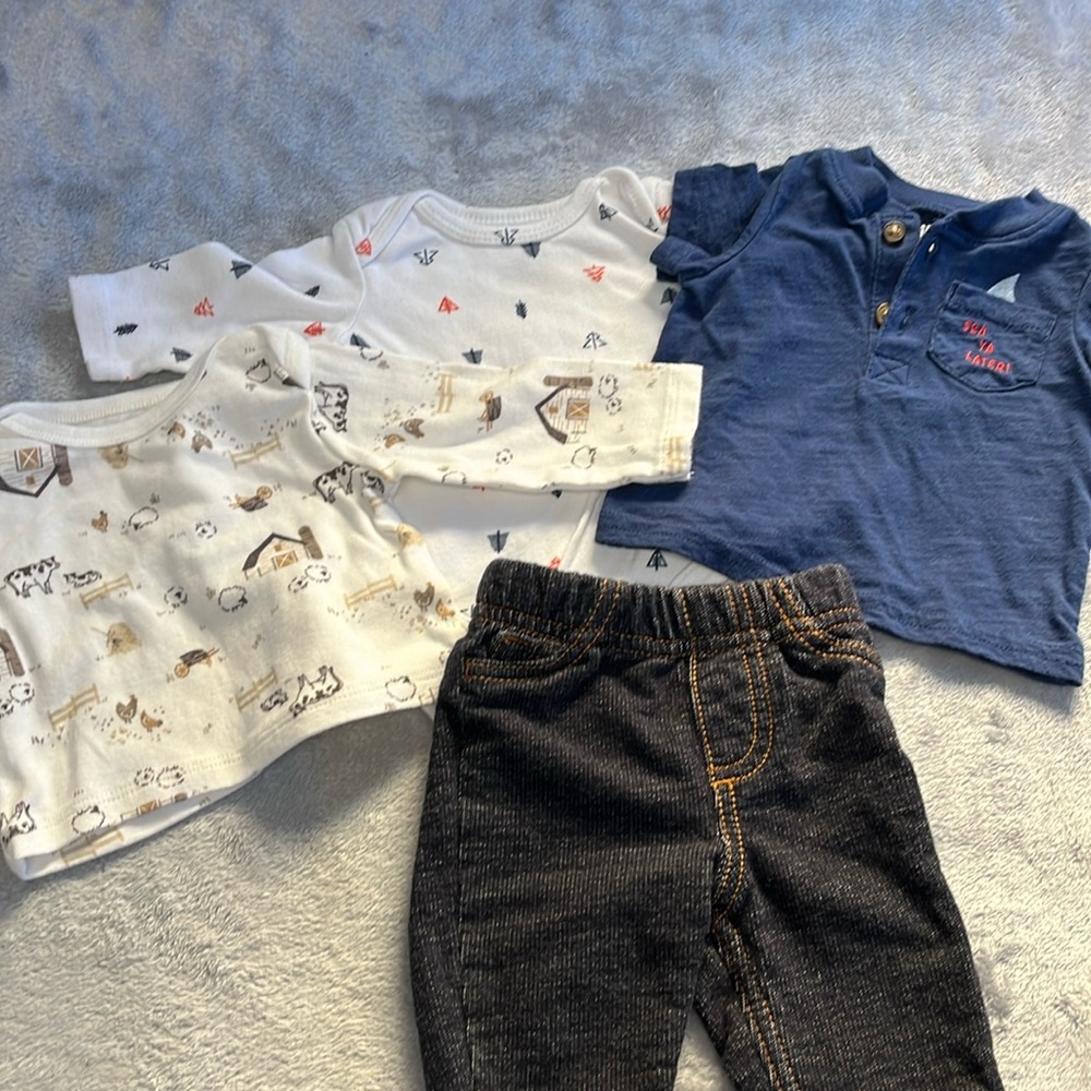Newborn clothes bundle
